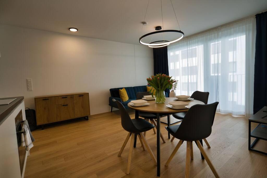 Modern Apartment Near Stadtpark Vienne Extérieur photo