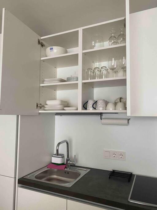 Modern Apartment Near Stadtpark Vienne Extérieur photo