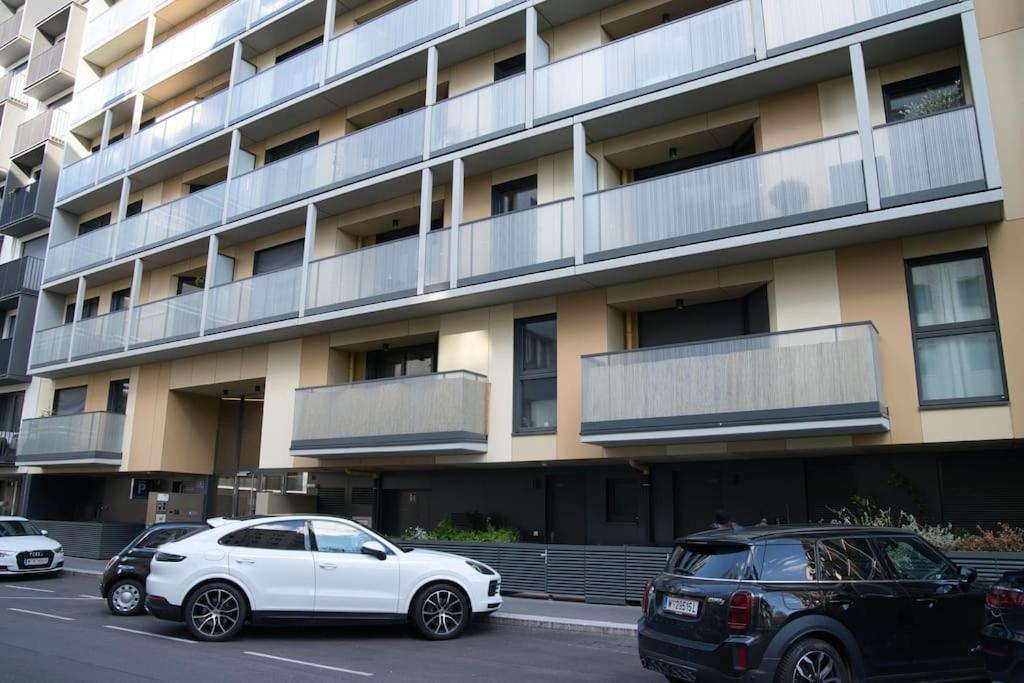 Modern Apartment Near Stadtpark Vienne Extérieur photo